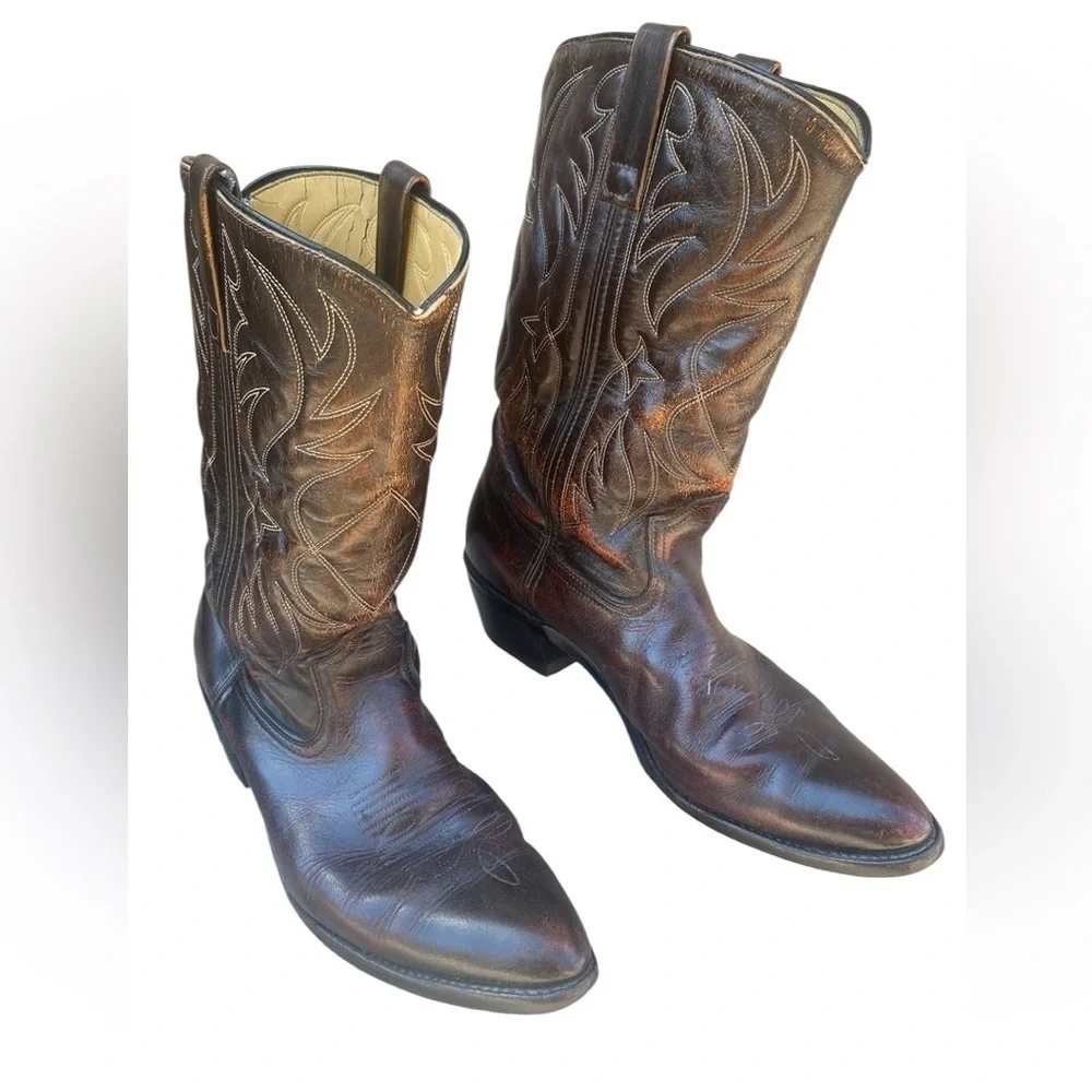 Vintage men’s ACME western boots SZ 11 B ( Narrow)